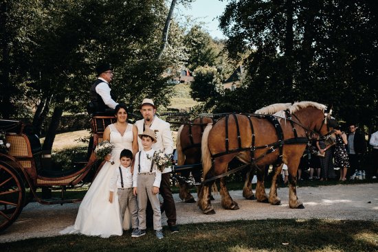 Calèche mariage Champêtre en Dordogne