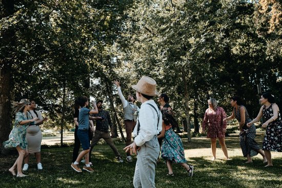 Lancé du bouquet mariage Champêtre en Dordogne