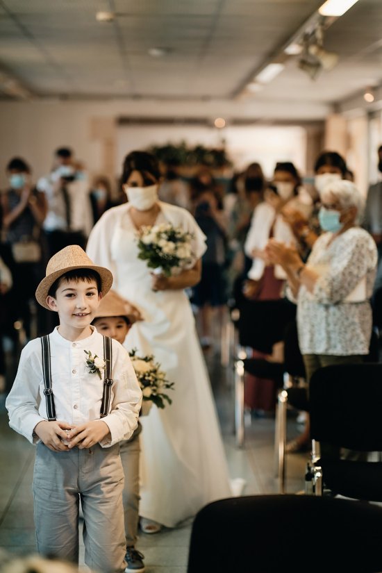 A la mairie mariage Champêtre en Dordogne