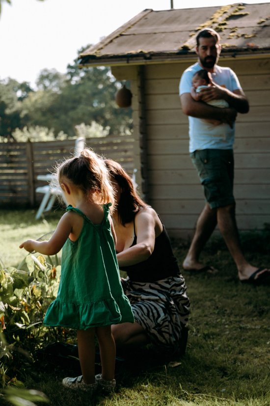 Au jardin en famille